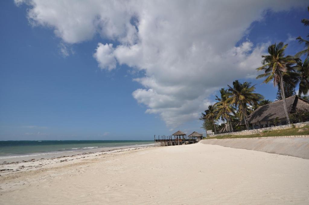 Kilifi Bay Beach Resort Экстерьер фото